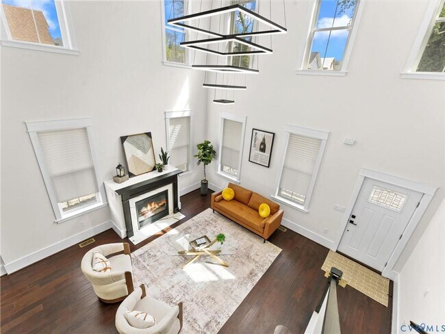 Photo - Modern Luxury Meets Everyday Comfort in Th...