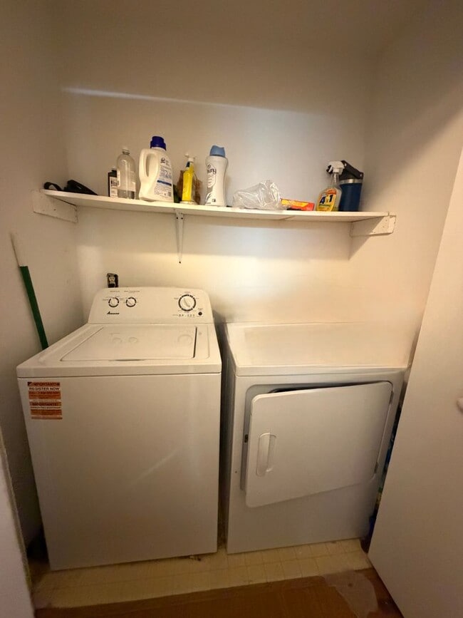 Photo - Available for the 2026-2027 lease term. Unidad G