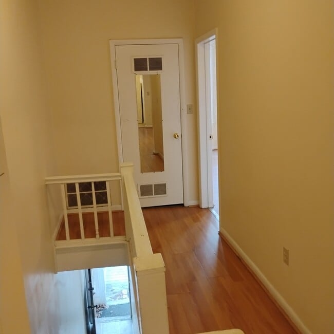 Photo - 452 A Hudson Ave