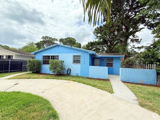 Building Photo - 1130 Kasim St Rental