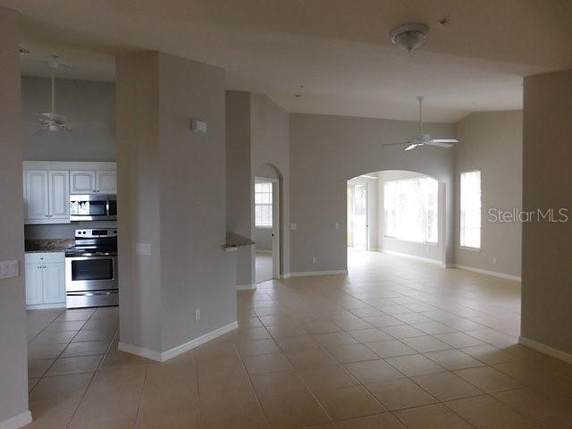 1669 Monarch Dr Unit 204