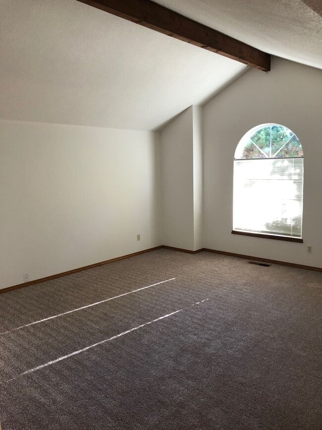 Photo - 3911 NW 166th Dr