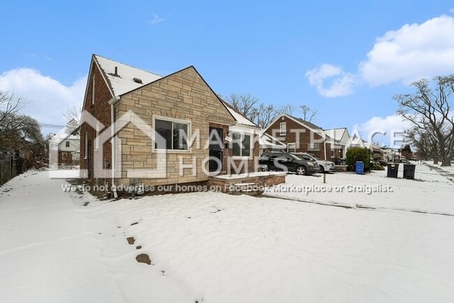 Photo - 19394 Barlow St