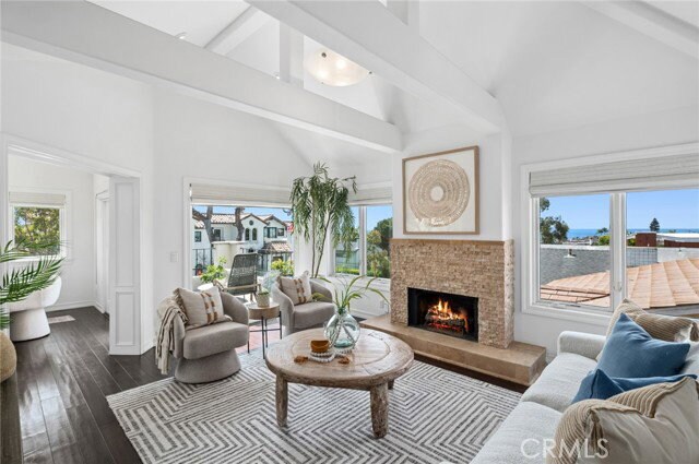 423 Poppy Ave