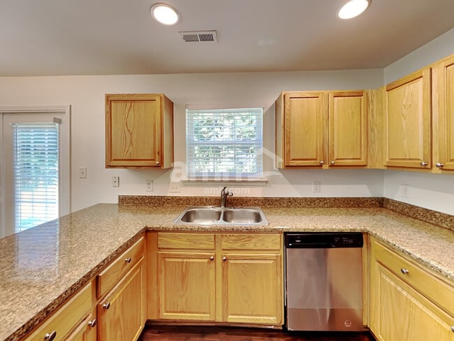 Photo - 10713 Haddington Dr NW