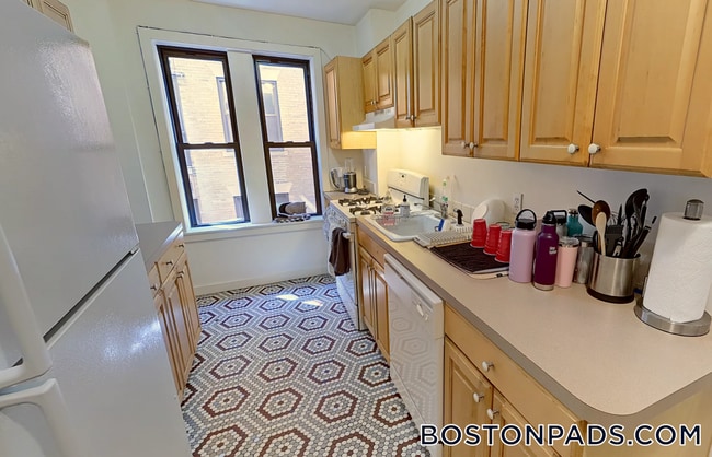 Photo - 452 Park Dr Unit 2