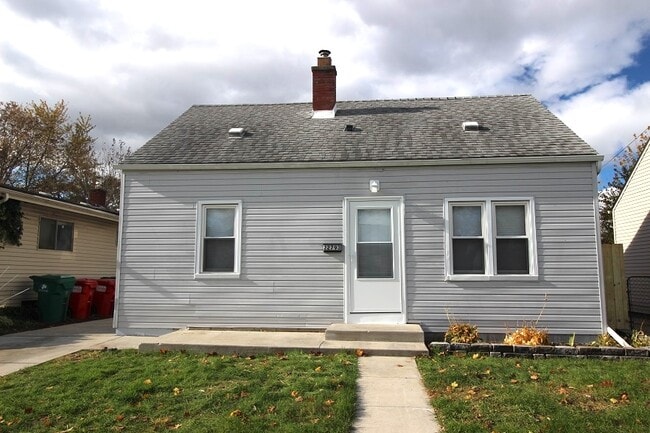 Building Photo - 22793 Piper Ave Rental