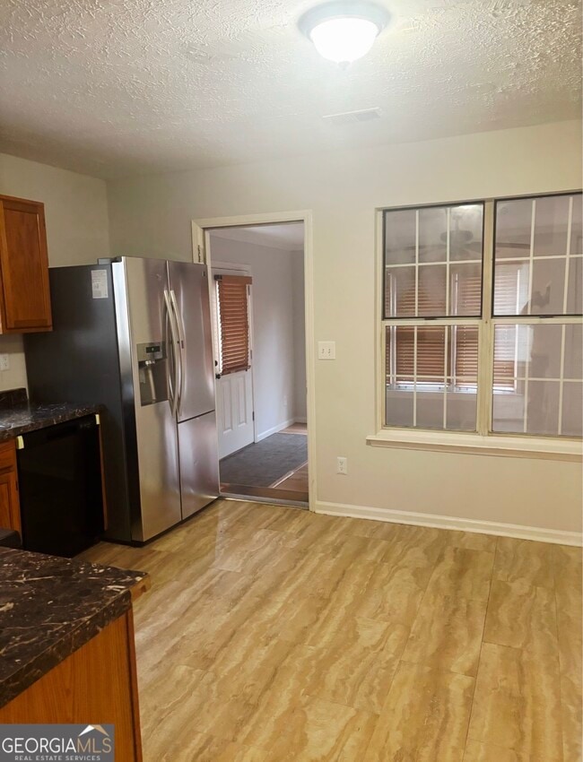 Photo - 557 Crestridge Ct