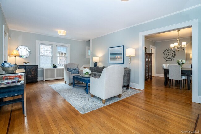 Photo - 17 Bonnett Ave