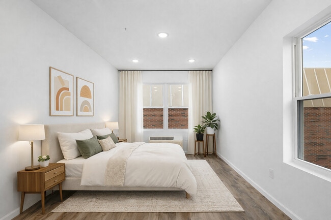 Photo - 51 E Main St