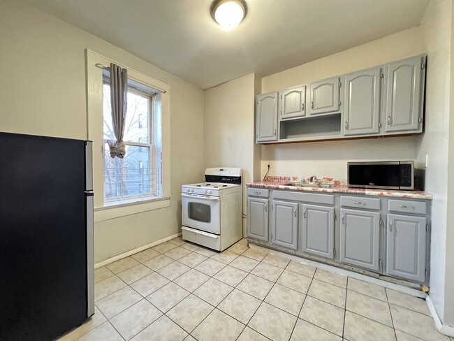 Photo - 122 Bergen Ave Unit 1