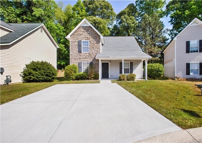 Building Photo - 119 Twin Pines Ct