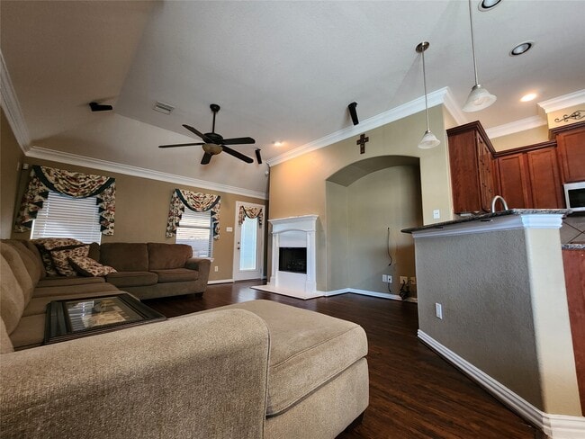 Photo - 4422 Meadow Way Dr