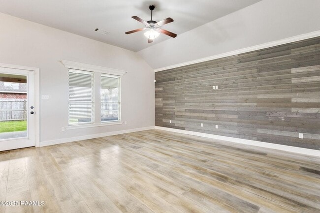 Photo - 205 Quiet Bluff Dr
