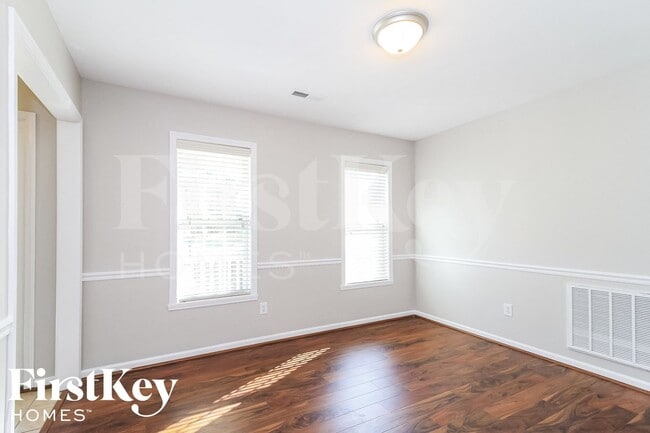 Photo - 483 Old Cypress Dr