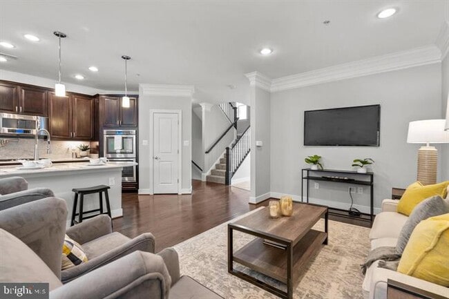 Photo - 722 Crown Park Ave