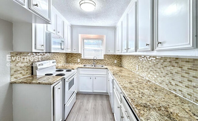 Photo - 2709 27th Ave N