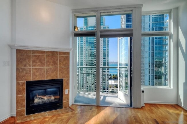 Building Photo - 1240 India St Unit 1709