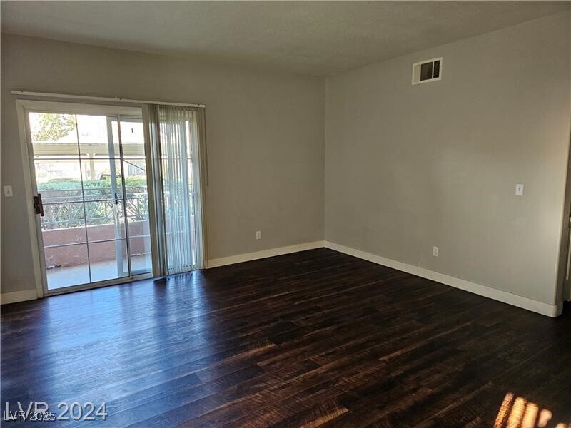 Photo - 10553 Pine Pointe Ave Unidad 106 Rental