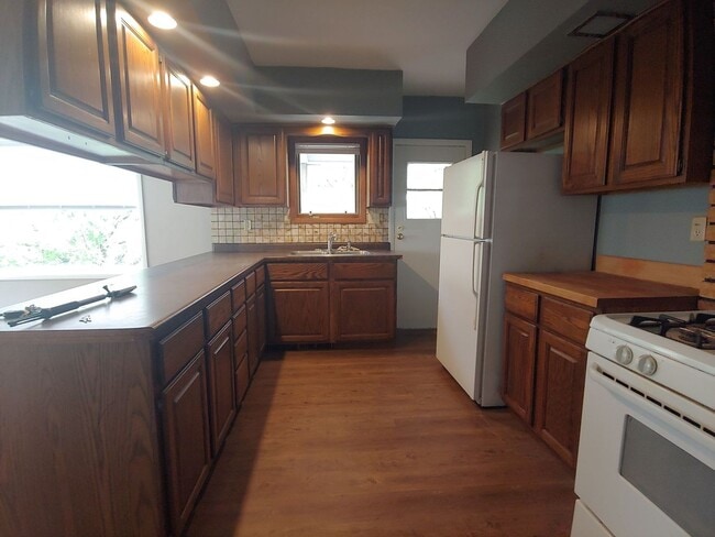 Photo - 616-618 Spear Ave Unit 618 Spear Ave