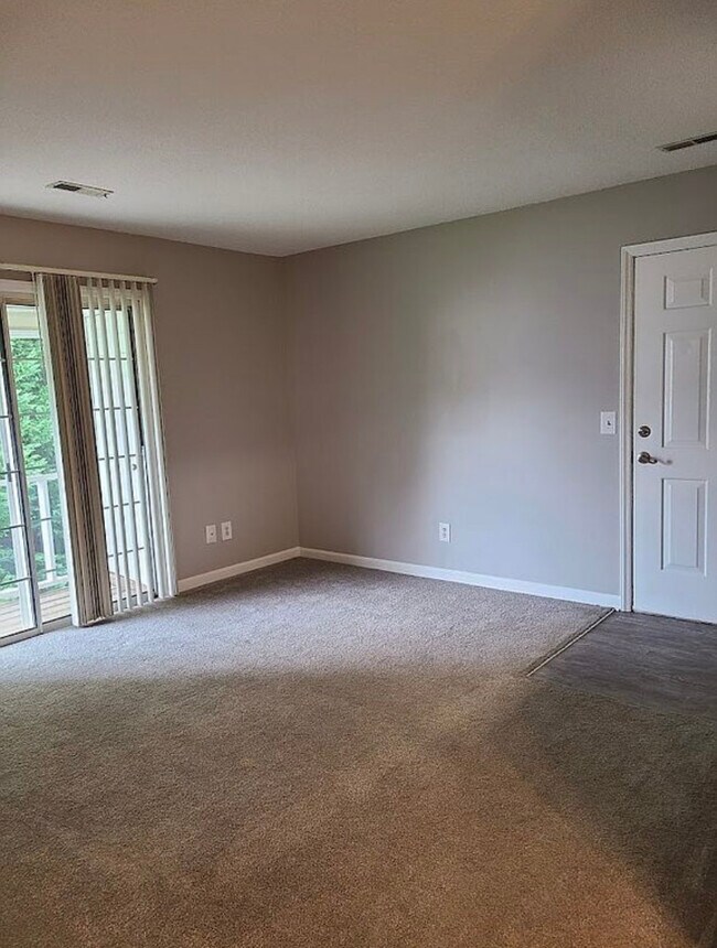 Living room - 5661 Hornaday Rd Unit G