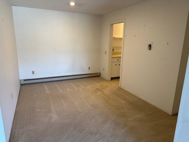 Photo - 1 Pine St Unit C-32