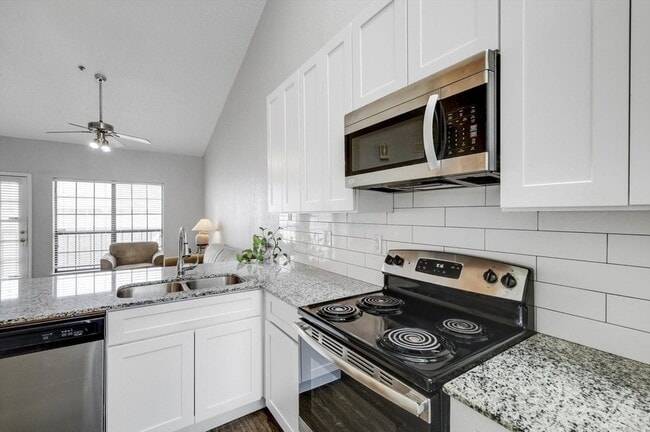 Photo - 4800 W Lovers Ln