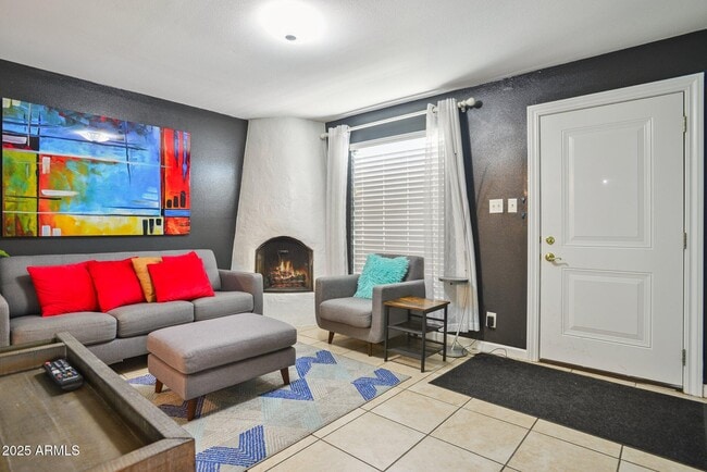Photo - 8046 E Oak St