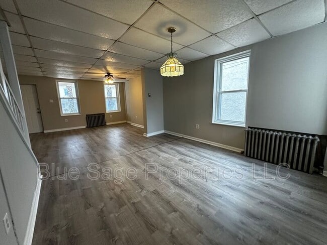 Photo - 3418 W 3rd St