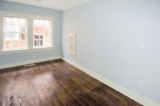 Photo - 437 NW 26th St Unit A