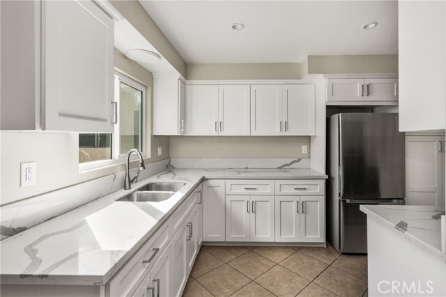 Building Photo - 121 S Illinois St