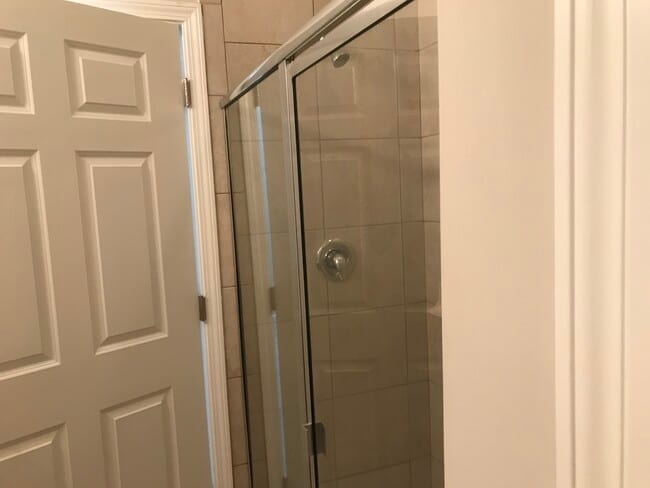 Photo - 1610 E Southfield Cir