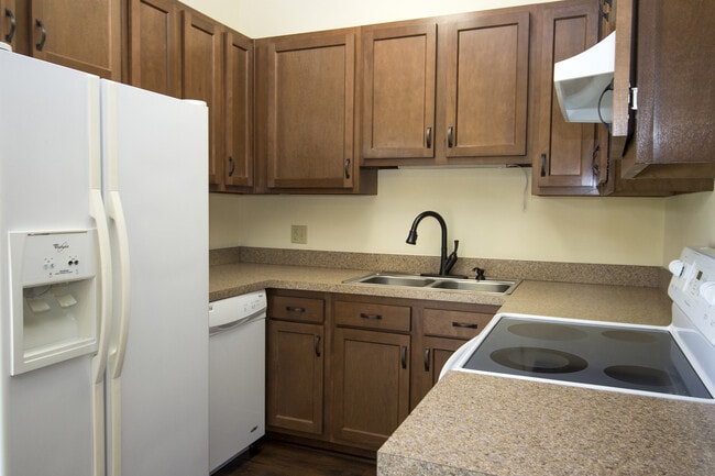 Photo - 2001 Pine Bluff Ave