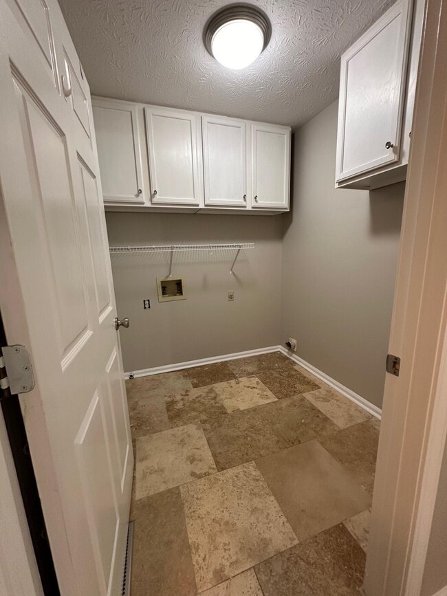 Photo - 3505 Lakeside Ct