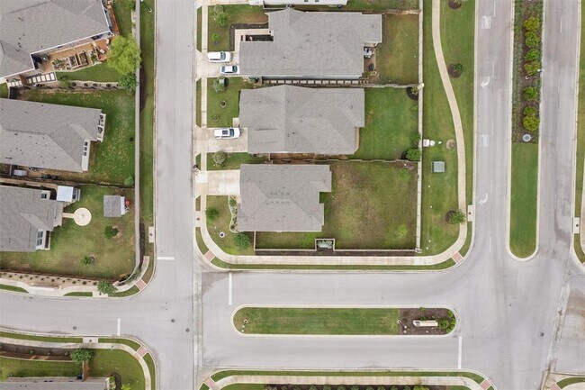 Photo - 114 Patrick Herndon Dr