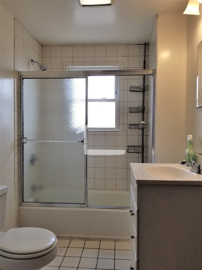 Photo - 62 Litchfield St Unidad 3