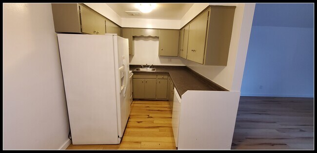 Photo - 2805 S Alaska Pl Unidad 1