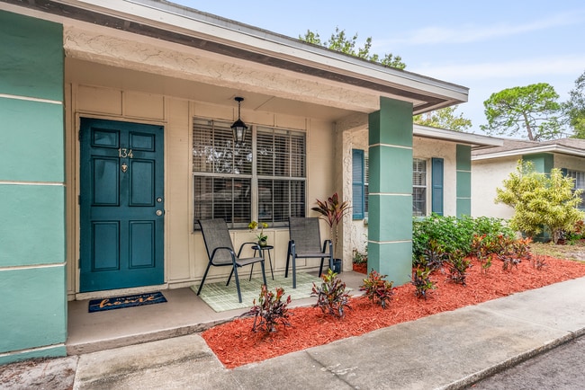 Villas at Deer Park Apartments