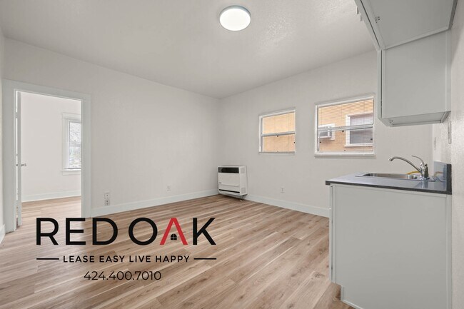 Photo - ~1 Month FREE~ Stunning Two Bedroom Featur... Unit B2