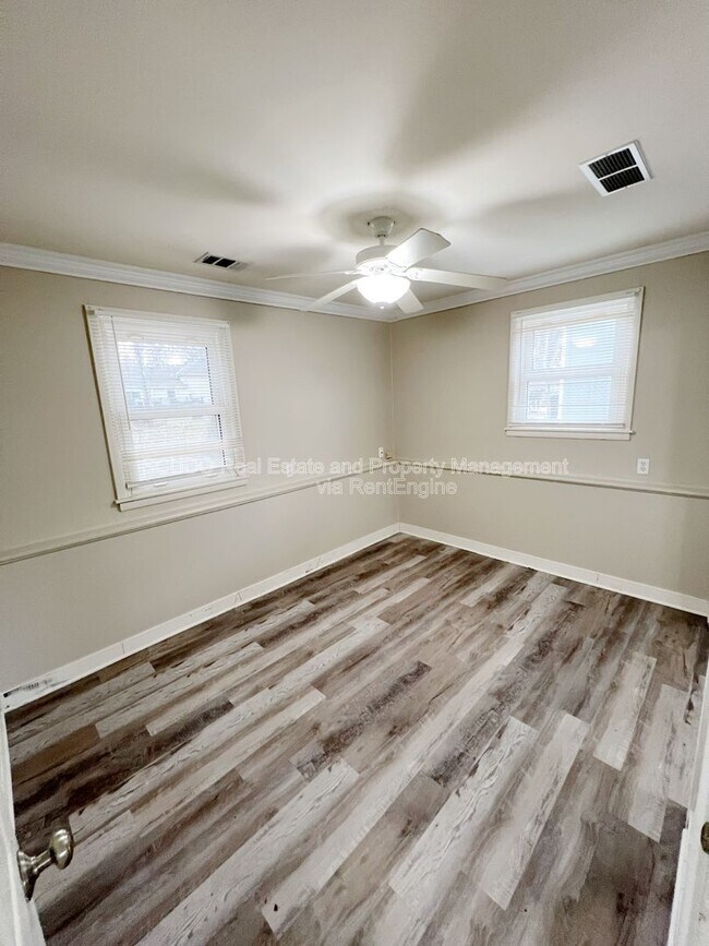 Photo - 7715 W 96th Terrace