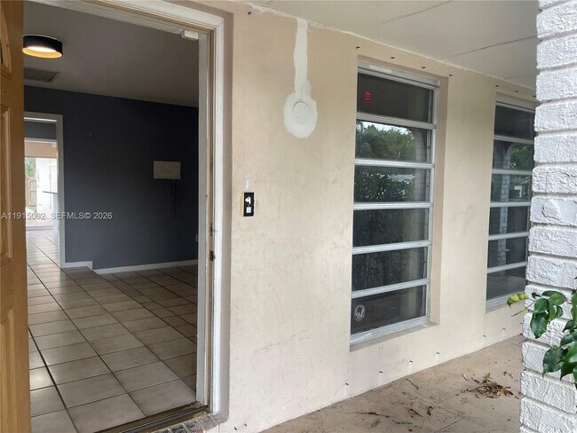 Photo - 4315 Harrison St