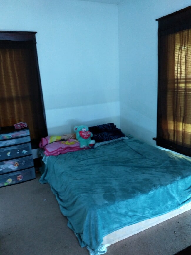 Photo - 213 E Washington St