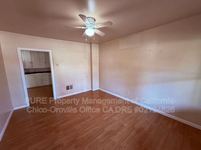 Photo - 1532 Bridge St