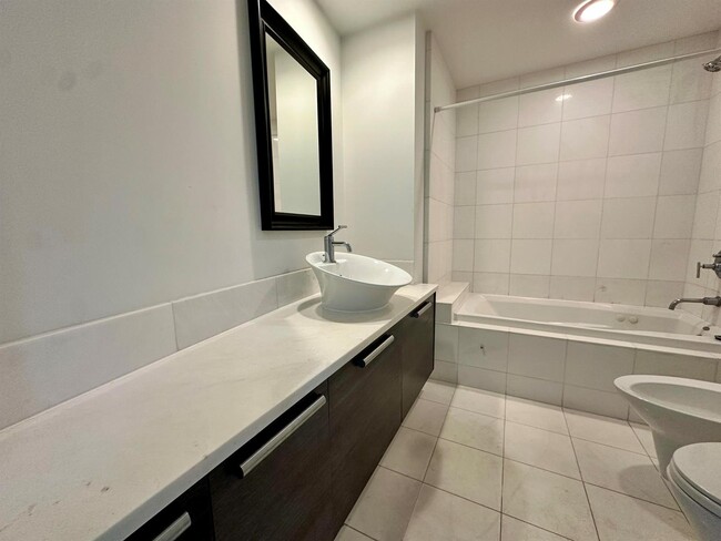 Photo - 2950 NE 188th St Unit 225