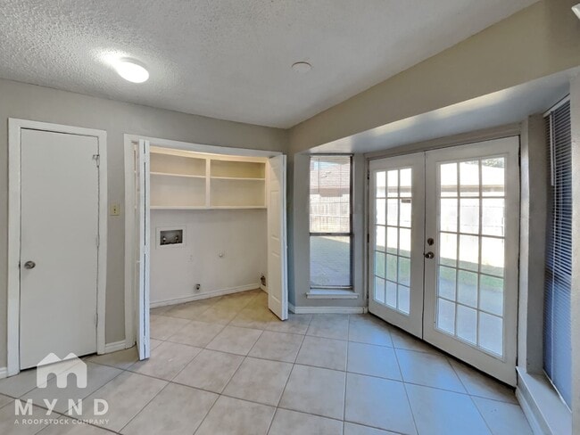 Photo - 312 Towne House Ln