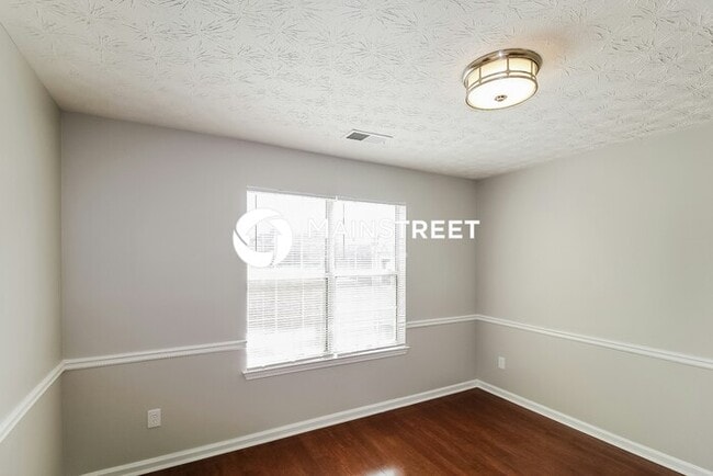 Photo - 4 Bedroom Pet-Friendly Home in Decatur, GA with Main Street Renewal