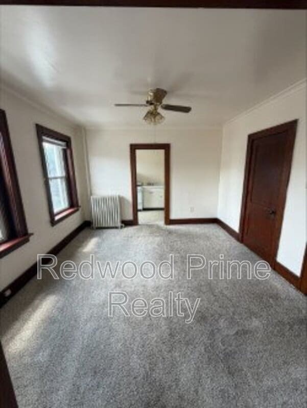 Building Photo - 117-119 South Lloyd Street Unit Apt. #3