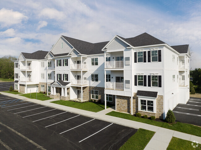 The Residences at Fox Meadow - The Residences at Fox Meadow Apartments