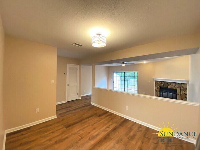 222 Cloverdale Blvd