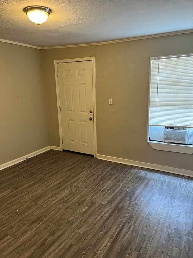 Photo - 2321 Franklin St